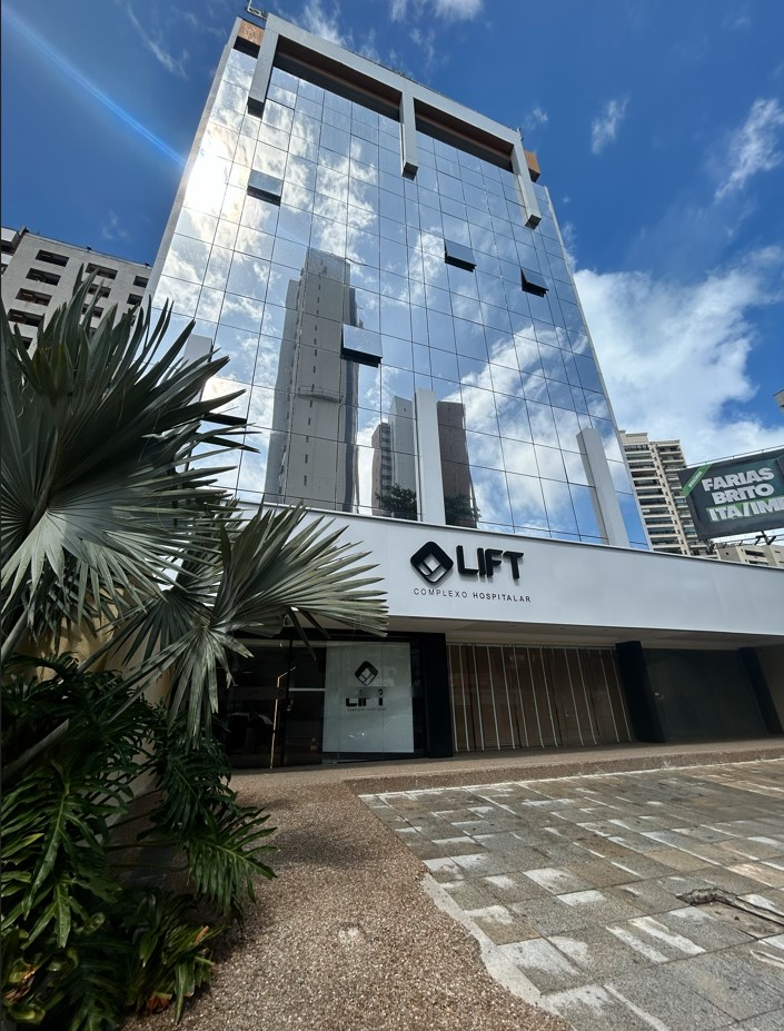 Fachada de entrada do Lift Hospital